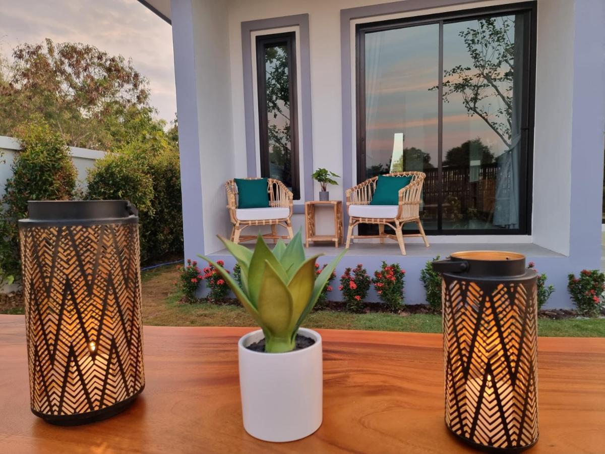 Baan Dalah Buriram Villa Bagian luar foto