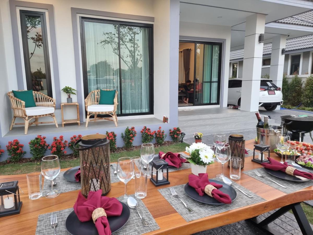 Baan Dalah Buriram Villa Bagian luar foto
